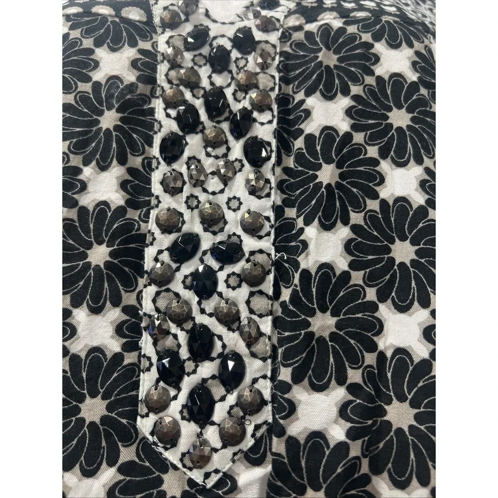 STYLE &CO. Blouse Long Sleeves Black White Floral Beaded Pullover Flared PS